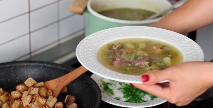 gorokhovyjj sup s kopchenostyami   8 klassicheskikh receptov126 Гороховий суп з копченостями — 8 класичних рецептів