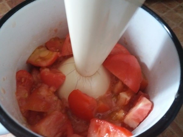 kak zamorozit pomidory na zimu svezhimi, v domashnikh usloviyakh83 Як заморозити помідори на зиму свіжими, в домашніх умовах