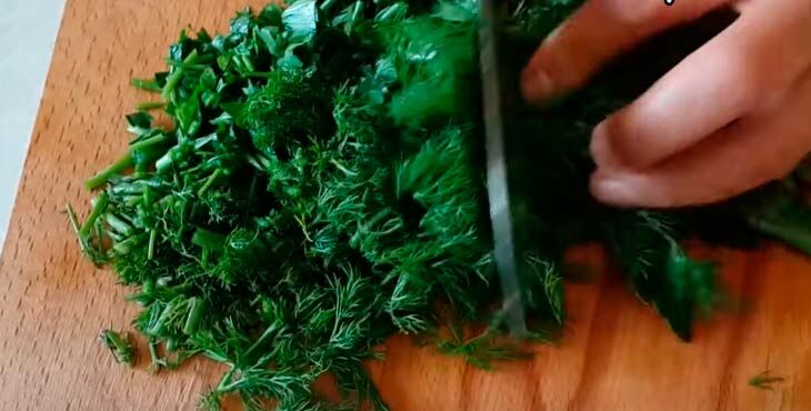 salat iz ovoshhejj na zimu palchiki oblizhesh bez sterilizacii120 Салат з овочів на зиму Пальчики оближеш без стерилізації
