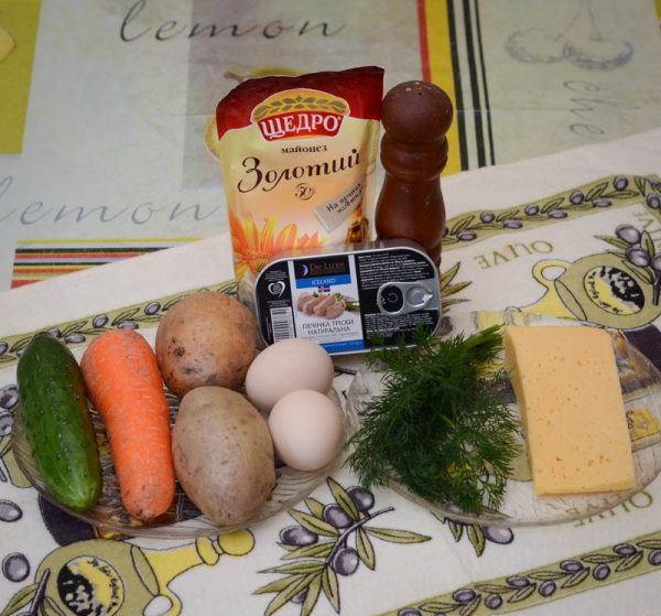 salat iz pecheni treski klassicheskijj: recepty s yajjcom i risom, foto i video48 Салат з печінки тріски класичний: рецепти з яйцем і рисом, фото і відео