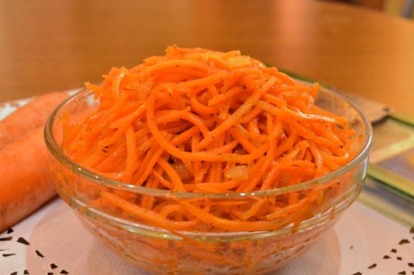 salat muzhskie sljozy: recept s korejjskojj morkovyu i drugimi ingredientami9 Салат Чоловічі сльози: рецепт з корейською морквою та іншими інгредієнтами