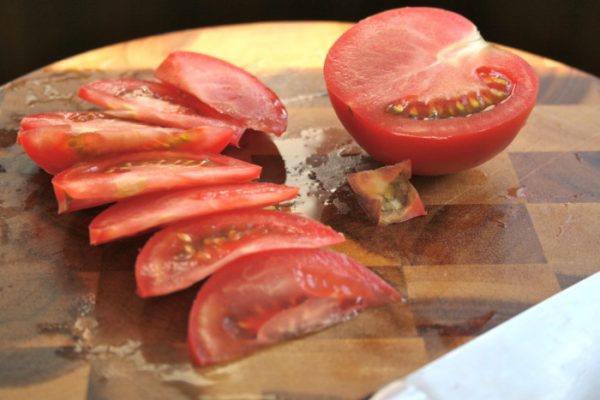salat s konservirovannyjj tuncom: klassicheskijj recept s foto i video156 Салат з консервований тунцем: класичний рецепт з фото і відео