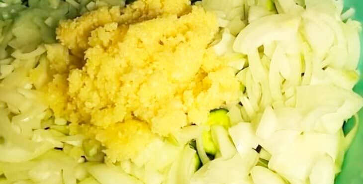 samye vkusnye salaty iz ogurcov na zimu71 Найсмачніші салати з огірків на зиму