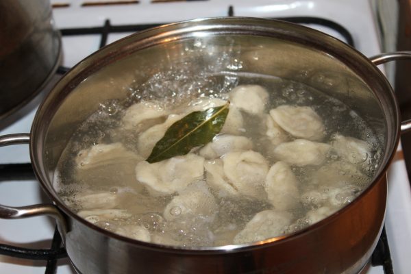  Суп з пельменями і картоплею: покрокові рецепти з фото і відео