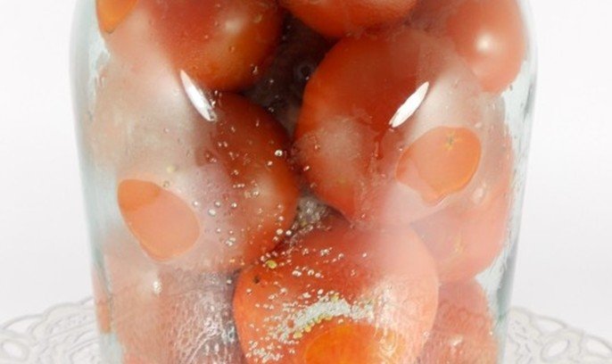 16ef5890bad03baac0e1a0c6b33fc752 Солодкі помідори з дуже смачним розсолом на зиму. Рецепти на трилітрову і літрову банки