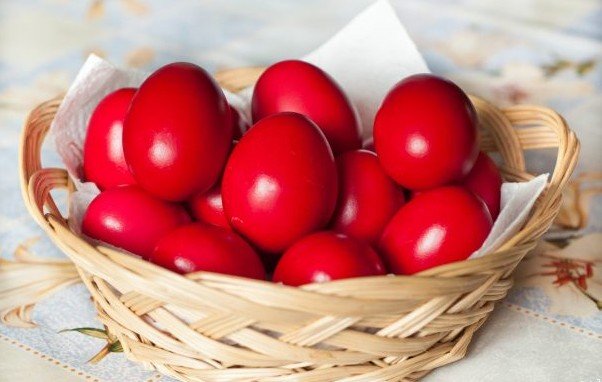 1bef497e9671016088baa8dbae3bf271 Як правильно і красиво фарбувати яйця на Великдень? Нові ідеї фарбування яєць в домашніх умовах