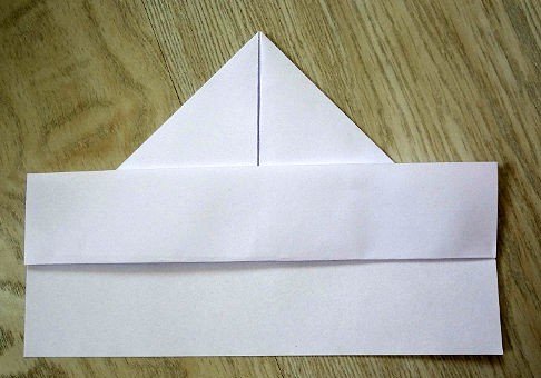 1d83912188ecac01bb49bf6c8168d850 Як зробити кораблик з паперу? Покрокові схеми складання та інструкції