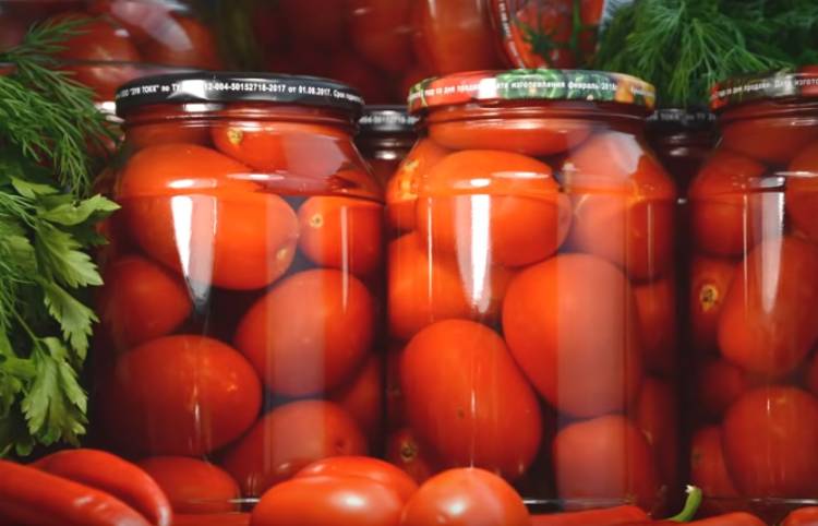 1edd8cd65457eb7fadbc5f836023a35a Солодкі мариновані помідори на зиму в літрових банках — дуже смачні рецепти