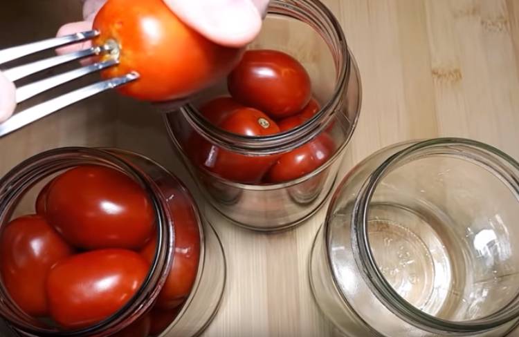 202362c061e492eca65c9b70e4759587 Солодкі мариновані помідори на зиму в літрових банках — дуже смачні рецепти