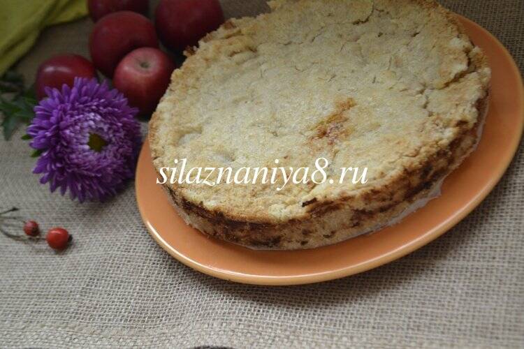 24fa809c51c4a66cd48f255a99c97755 Насипний яблучний пиріг — 5 дуже смачних і простих рецептів