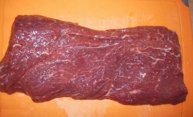 2fff904173efa2c9e9989dc1fa6d4f78 Запечена яловичина в духовці – рецепти соковитою і мякою яловичини