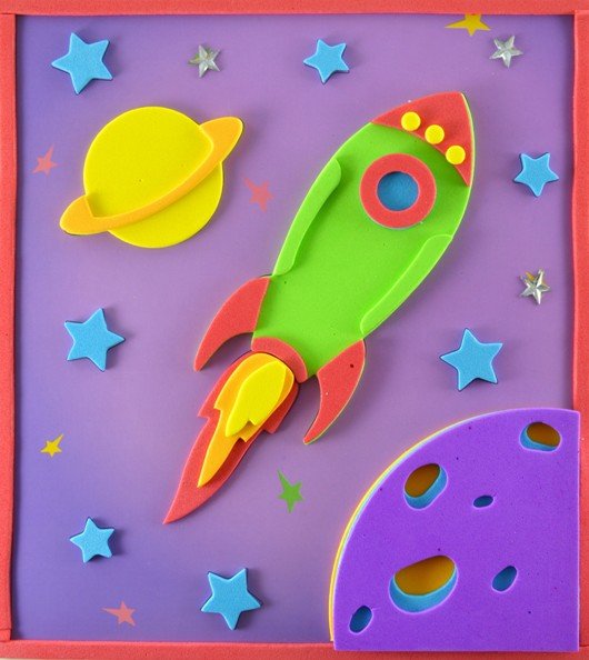 4f440084ee6ddec8c883ce2ba1fc7eed Вироби до Дня Космонавтики своїми руками для дітей: ідеї для дитячого садка і школи