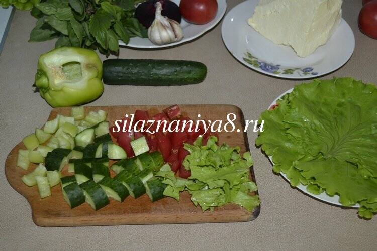 74b8f2cceb293075460d9ff94215a64d Грецький салат з бринзою: класичний рецепт
