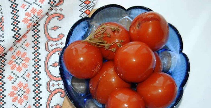 74f0d9205eb69f04669cf7934138fd62 Солоні помідори в домашніх умовах (рецепти швидкого приготування)