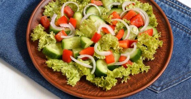 7b0cc24cf125fcdb68a683b807585807 Грецький салат з листям салату: 6 простих класичних рецептів