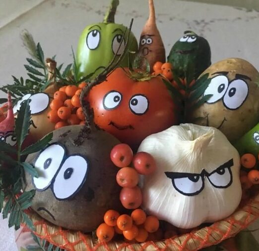 8e35494755cedbe9713aaf499eb94890 Вироби з овочів та фруктів для виставки Осені в школу і дитячий садок — найкрасивіші ідеї
