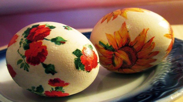 8ee355f639b87c88be23b5519e68e50a Як правильно і красиво фарбувати яйця на Великдень? Нові ідеї фарбування яєць в домашніх умовах