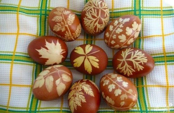 a06d92befc5792ea6c83857c873e76e4 Як правильно і красиво фарбувати яйця на Великдень? Нові ідеї фарбування яєць в домашніх умовах