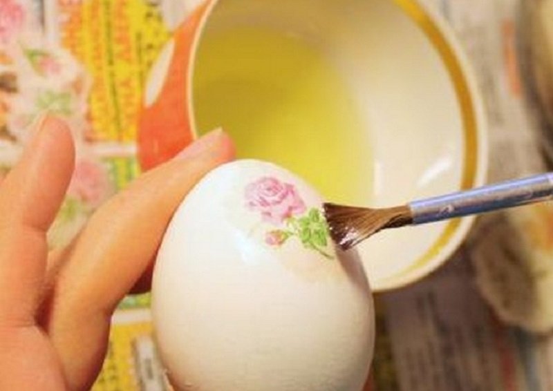 a57bc9129e42f37b823aabb43e084659 Як пофарбувати яйця на Великдень? Фарбування великодніх яєць своїми руками