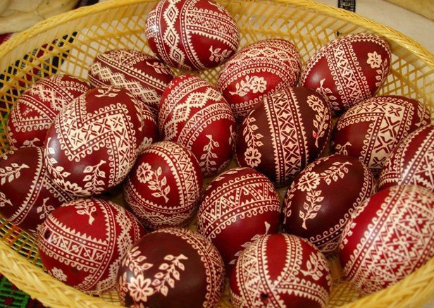 ac15f058c67ea362f862dceec0a66755 Як правильно і красиво фарбувати яйця на Великдень? Нові ідеї фарбування яєць в домашніх умовах