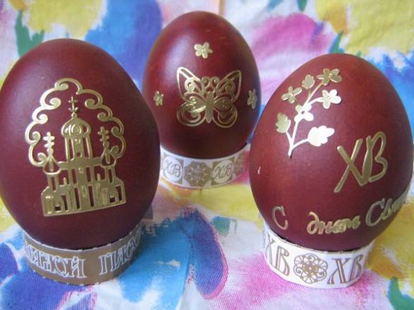 b7d1825a91bd7545b8eaaee17d21a7e8 Чим пофарбувати яйця на Великдень 2021 в домашніх умовах — 50 способів прикраси пасхальних яєць
