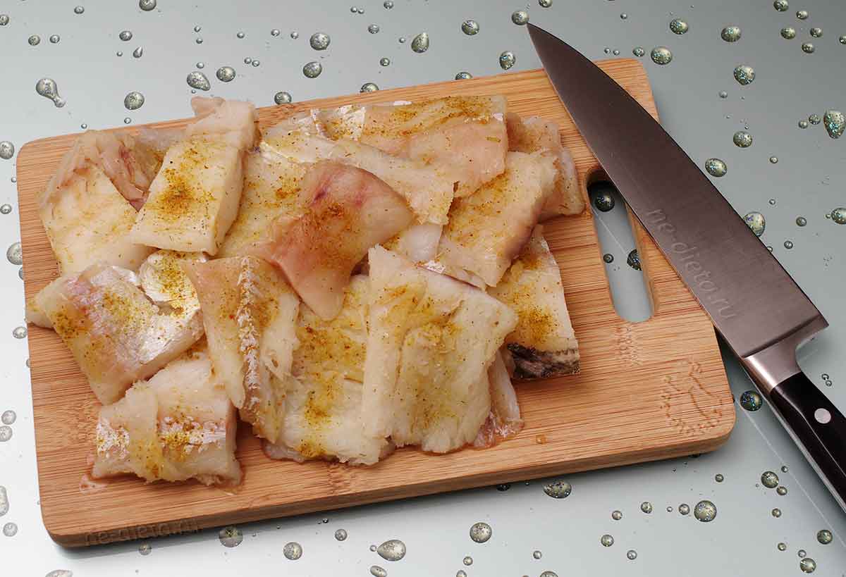 b9eb2bcc0ee9b52d928f3121fcd7a0b0 Як приготувати тріску по португальськи рецепт риби, запеченої з картоплею і цибулею в омлеті, покроково з фото