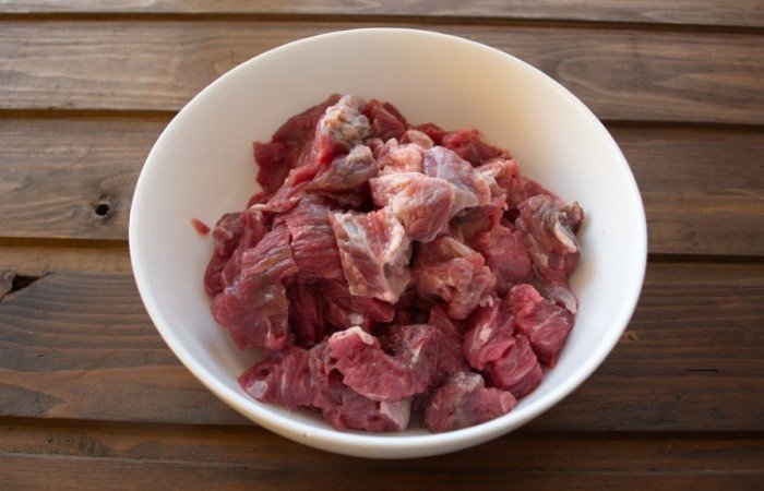 c3de4bd499914422f57723bfce1cfc0a Як приготувати гуляш з яловичини, щоб мясо було мяким? 7 рецептів гуляшу з підливою