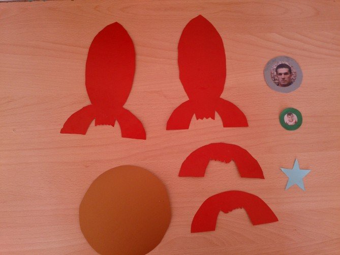 ccd458311f04e77f4529839f5ab7466f Ракета з паперу та картону для дітей: як зробити своїми руками саморобку ракету