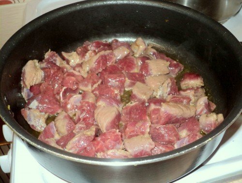 d910693d96d831d2ff64a81591ec712f Як приготувати гуляш з яловичини, щоб мясо було мяким? 7 рецептів гуляшу з підливою