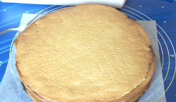 da5d84052dfa29133c9ee20e700b81c9 Медовик з кремом (найпростіші рецепти смачного торта)
