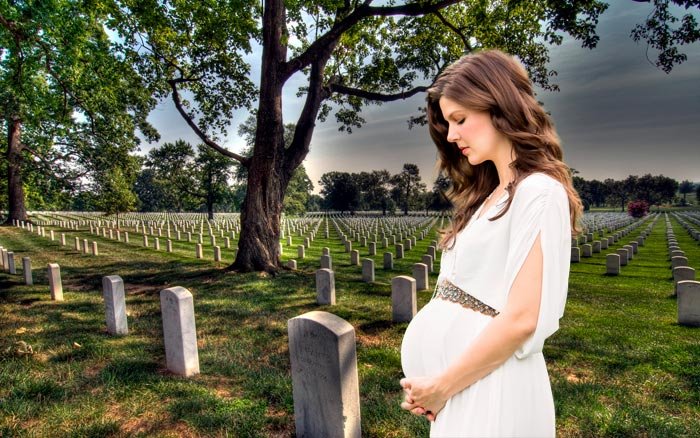e869c98879a630860b679e0ca3f5bbdb Чи можна вагітним ходити на похорони родича і на кладовищі