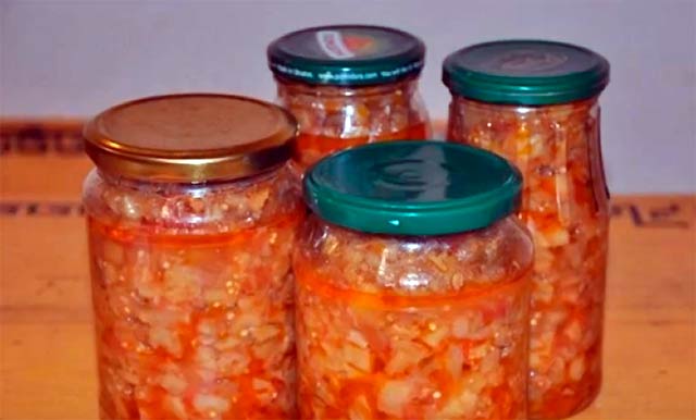 salat iz baklazhanov s pomidorami na zimu   5 prostykh receptov104 Салат з баклажанів з помідорами на зиму — 5 простих рецептів