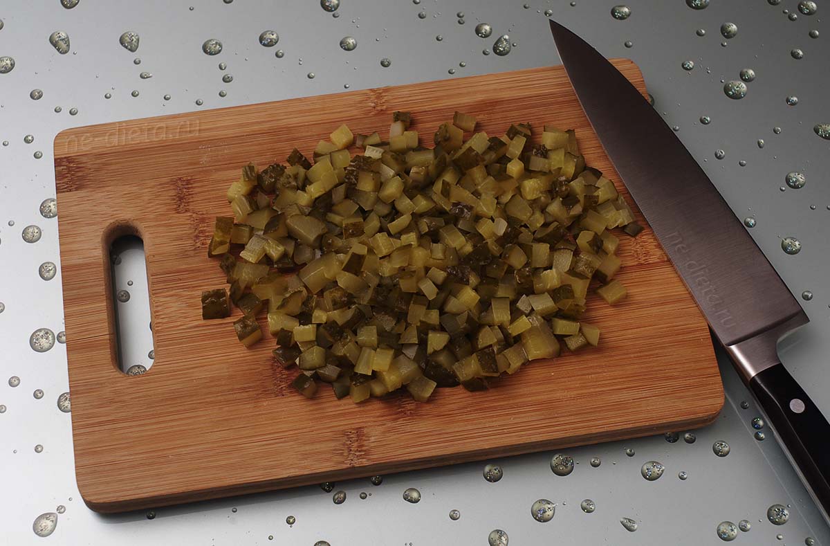 0925466ccf43bdd976dd1bad77b6b4f0 Як приготувати салат «Столичний» — класичний рецепт з куркою з покроковими фото