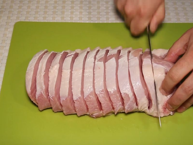 938491088ac1aad3df23682f4f5b1325 Свинина в духовці. Як смачно запекти свинину, щоб мясо було мяким і соковитим