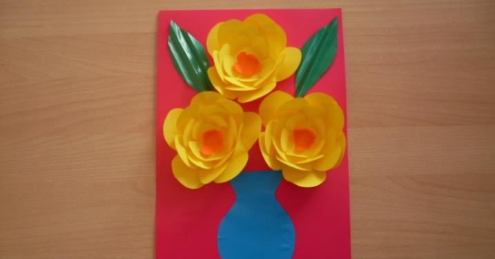 30e218e3443104661ac165667f236c60 Квіти з паперу — схеми і шаблони для створення паперових квітів