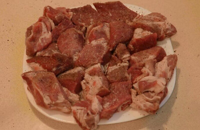 951416946b073a27390d7dffc65ec197 Маринад для шашлику з свинини — 17 кращих рецептів, щоб мясо було мяким і соковитим