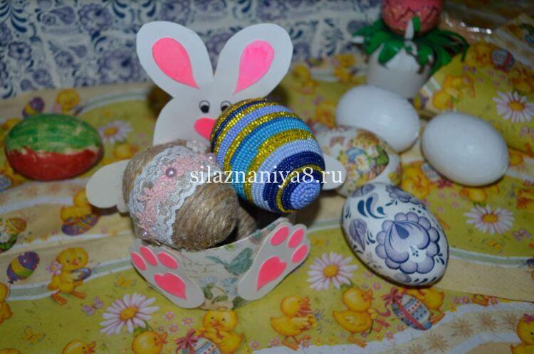 adfec02966bbda31cfbf0315d005b9b5 Підставка для яєць на Великдень своїми руками: майстер клас для дітей у дитячий садок та школу