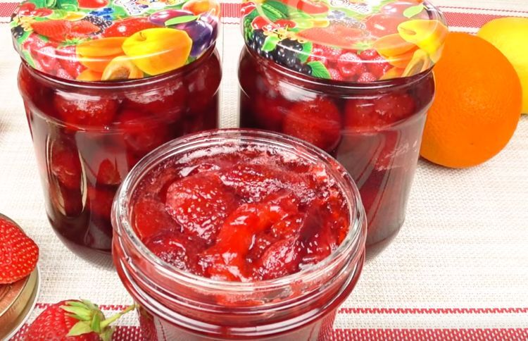 e9d69fea2ad7258994b7b025cec06fcd Варення з полуниці з цілими ягодами: класичні прості рецепти на зиму