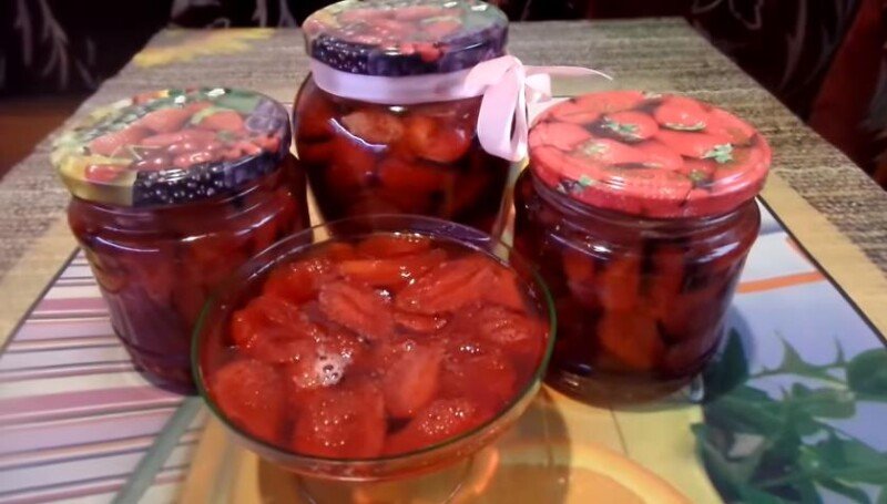 fea4e7557c6a50a6ae9e9c3735a5d102 Варення з полуниць на зиму з цілими ягодами — 10 рецептів густого і прозорого полуничного варення