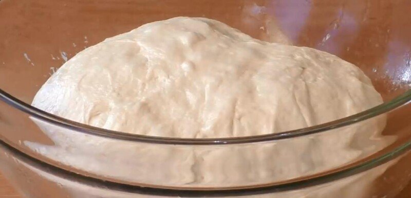fff2dae21e2f41a6c0f1ce978cd2a1fe Дріжджове тісто для пиріжків в духовці на сковороді — дуже смачне і повітряне як пух