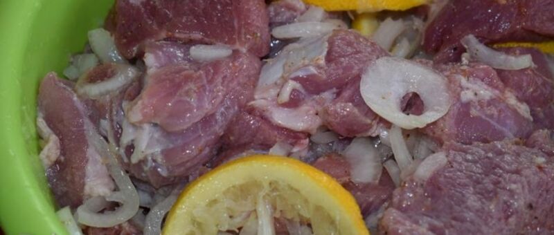 fff6c9f4b308e11a66dbd3354d7f5c3d Шашлик зі свинини з найсмачнішим маринадом, щоб мясо було мяким