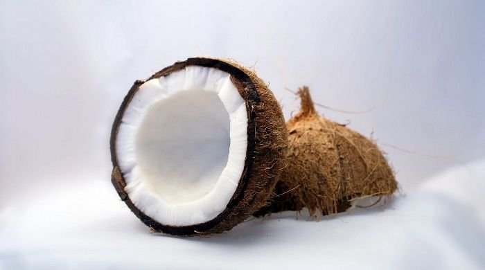 62494d54730db7c8d3b6cc309c744032 Приготування кокосового молока і стружки в домашніх умовах з мякоті горіха