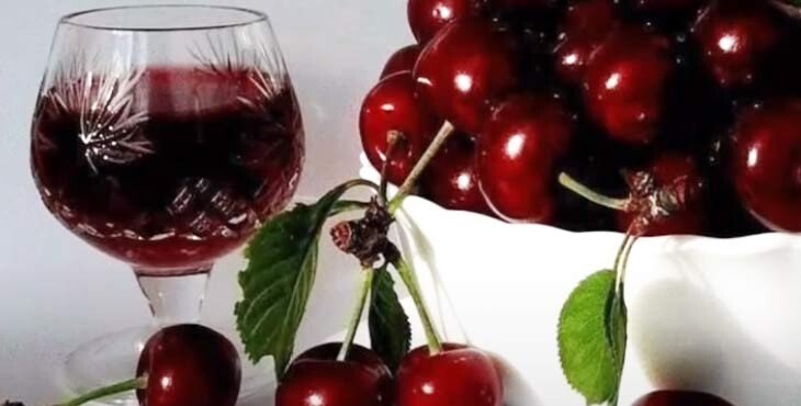 fbb5b43a42b034390f8e22b776db4166 Вино з вишні в домашніх умовах   6 простих покрокових рецептів