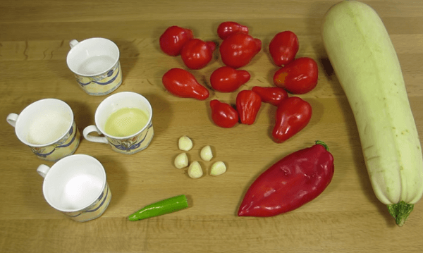 salaty iz kabachkov na zimu – samye vkusnye recepty45 Салати з кабачків на зиму – найсмачніші рецепти
