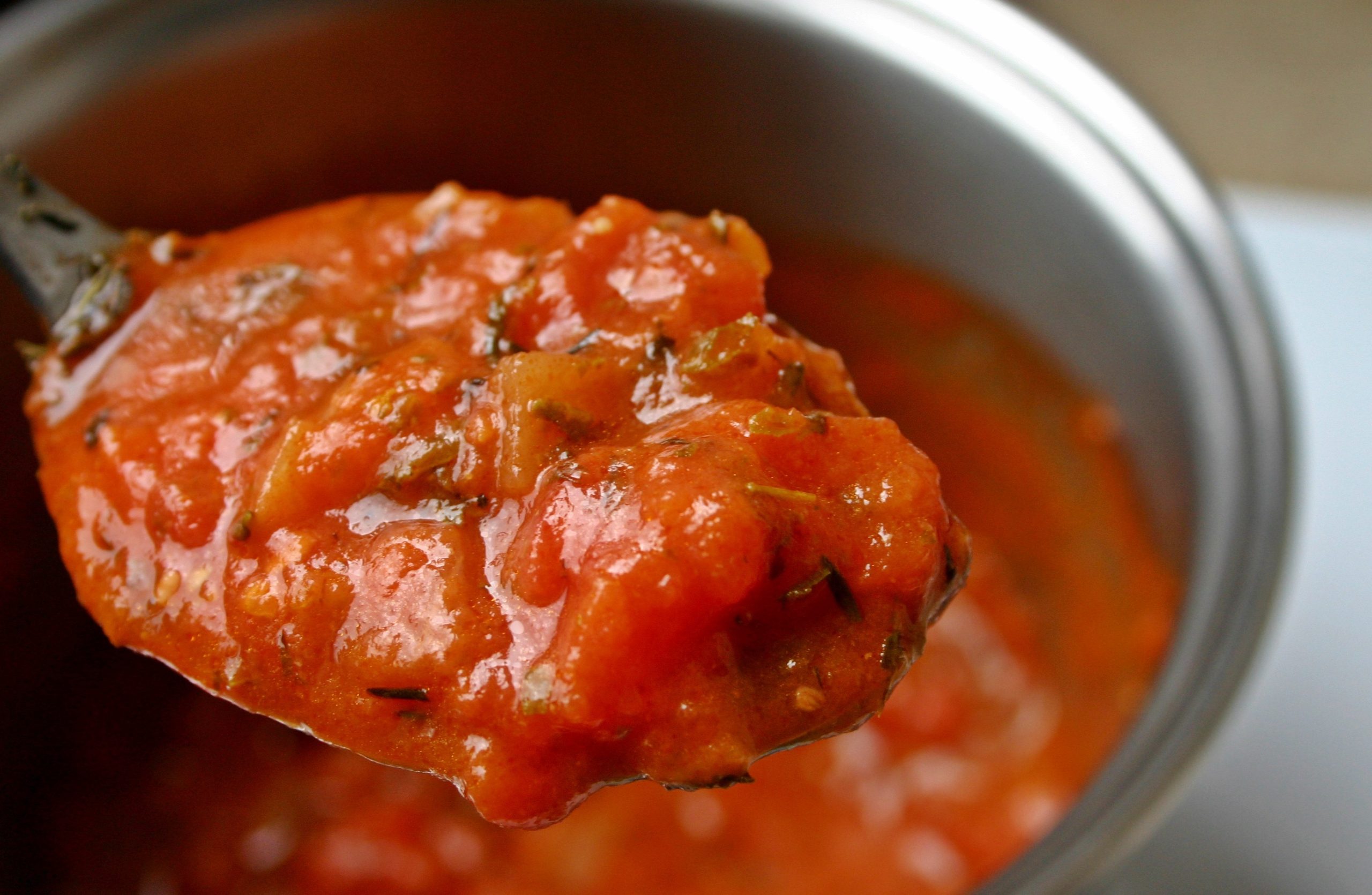 podliv kak v stolovoj s tomatnoj pastoj poshagovyj recept 41889fb Підлив, як в їдальні з томатною пастою: покроковий рецепт