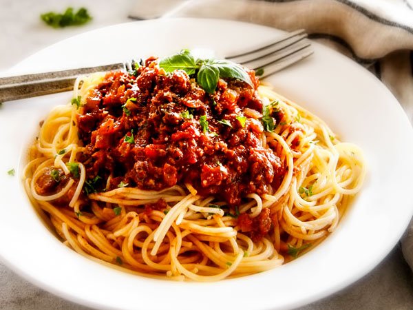 podliva dlja spagetti recepty vkusnyh i prostyh podliv 2c7216b Підлива для спагетті: рецепти смачних і простих підлив